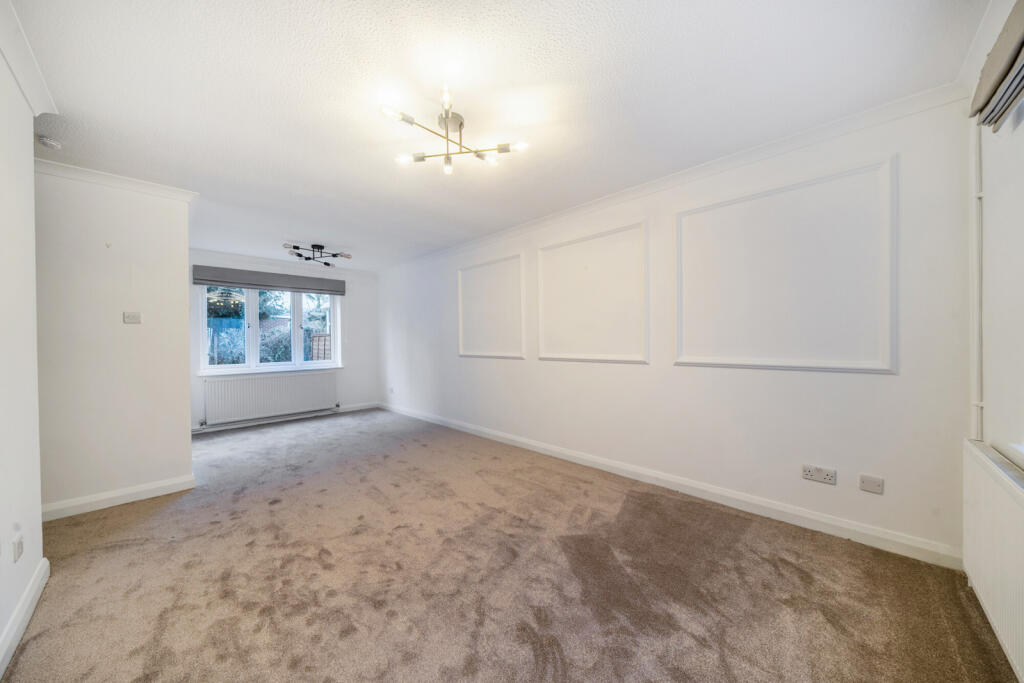 1383022-3-691dece...