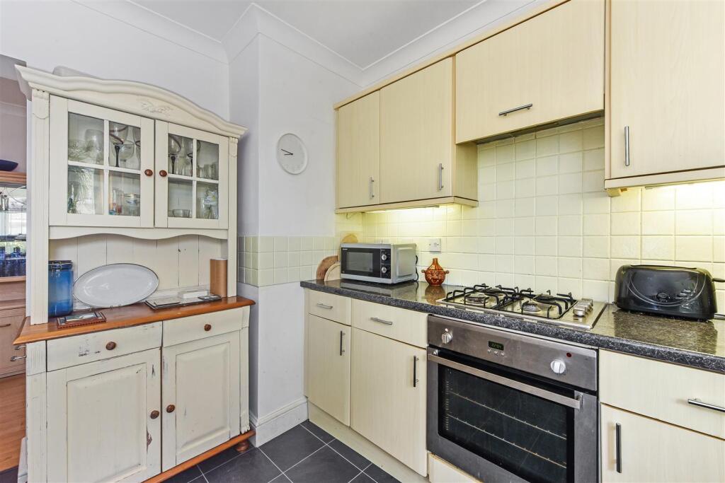 Kitchen Units.jpg