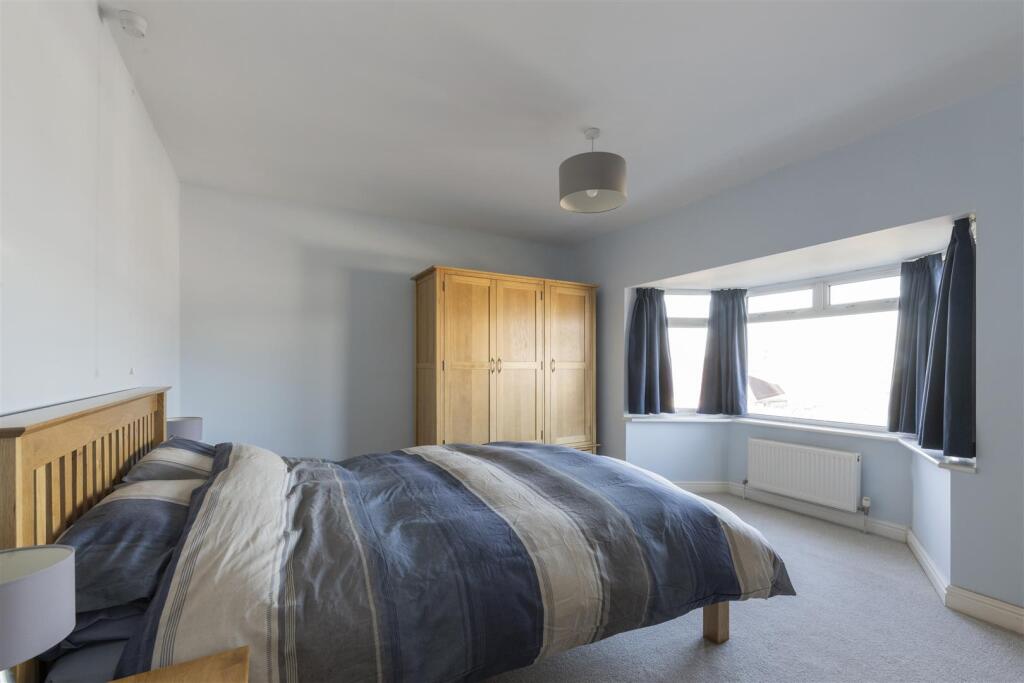 Main Bed