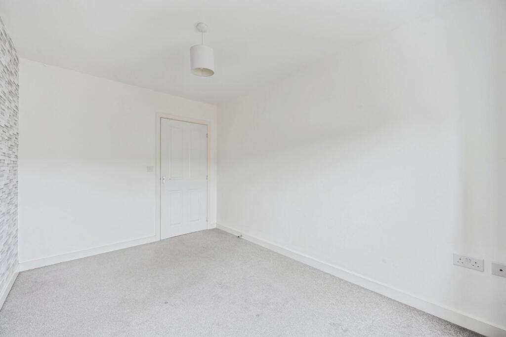 24langleyway-2.jpg