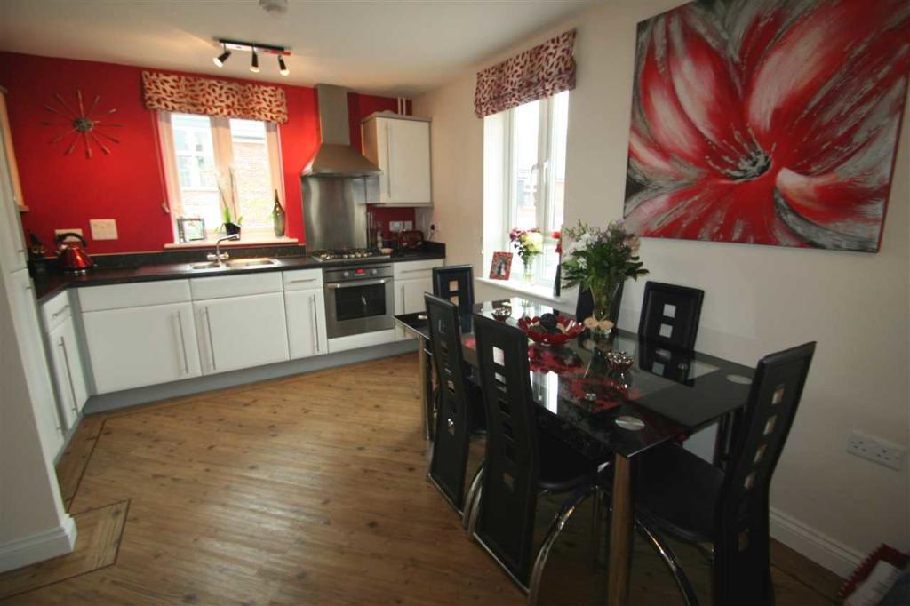 Kitchen/Breakfast