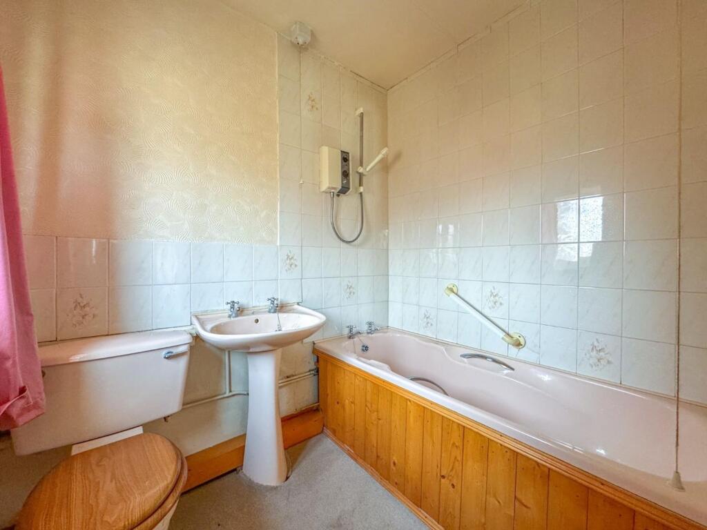 Bakers Croft - Image-4.jpg