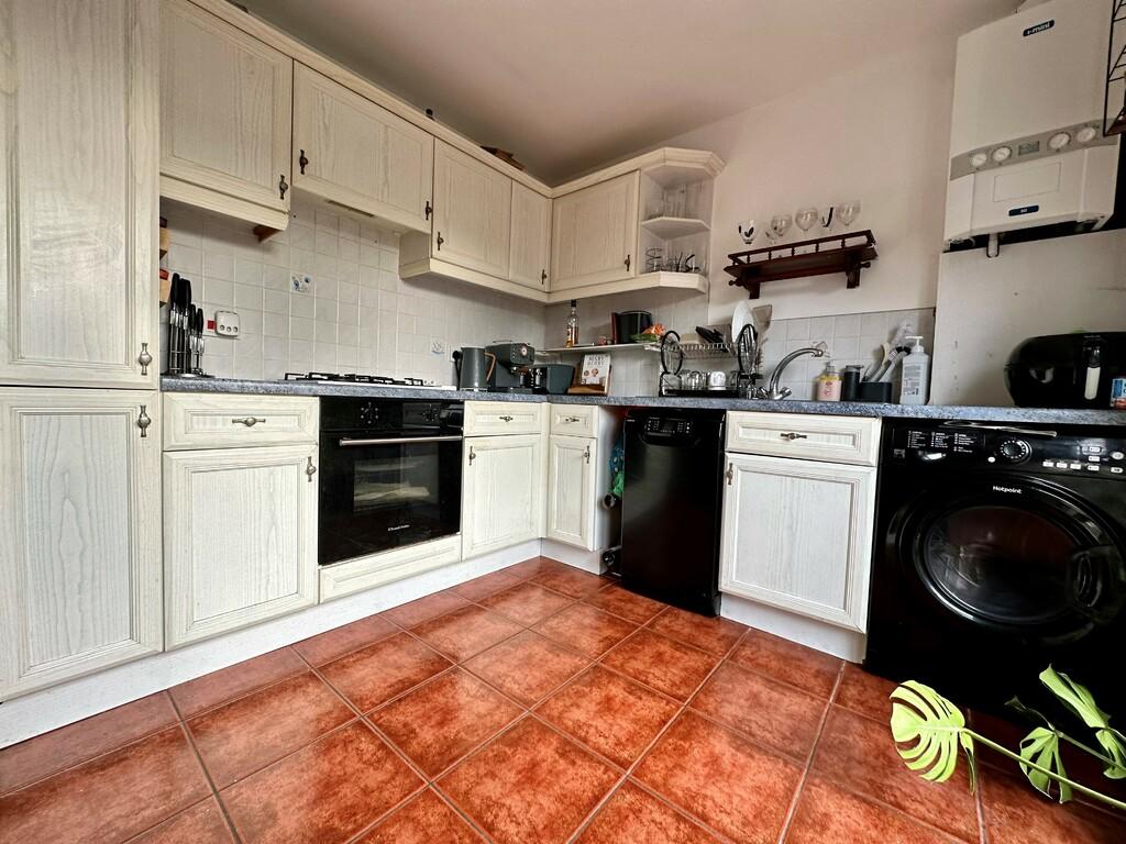 Kitchen 1