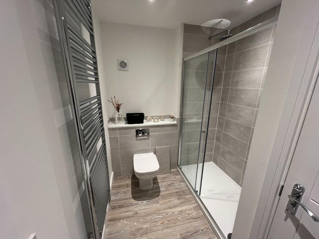 Example En-Suite