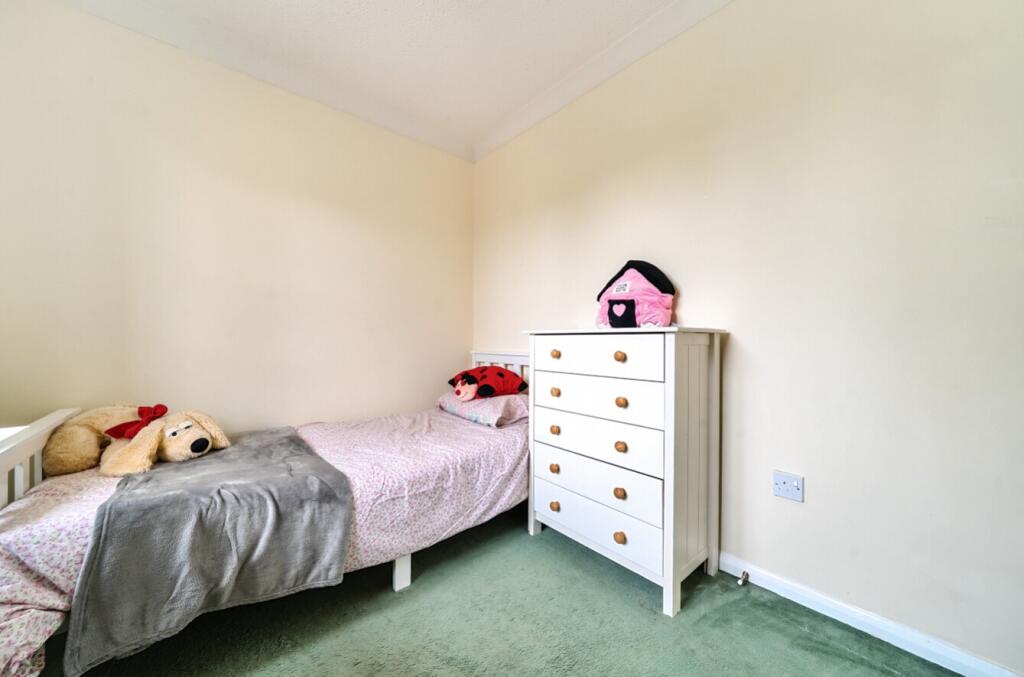 1328680-11-6888d2a445408