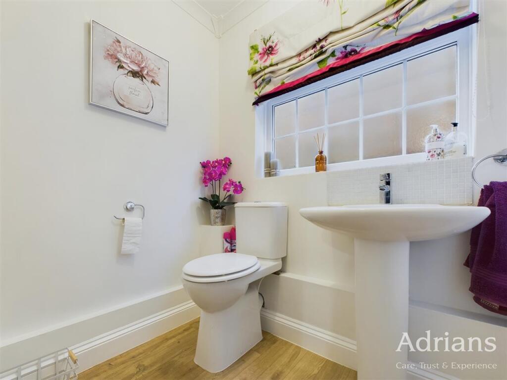 CLOAKROOM