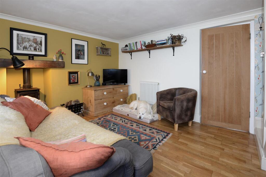 Sitting Room.jpg