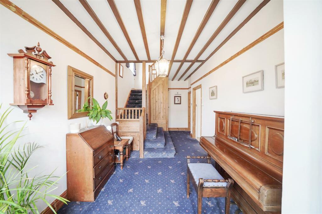 27 Carlyle Road - C8yjGK2zCxiJHfPa2byP.jpg
