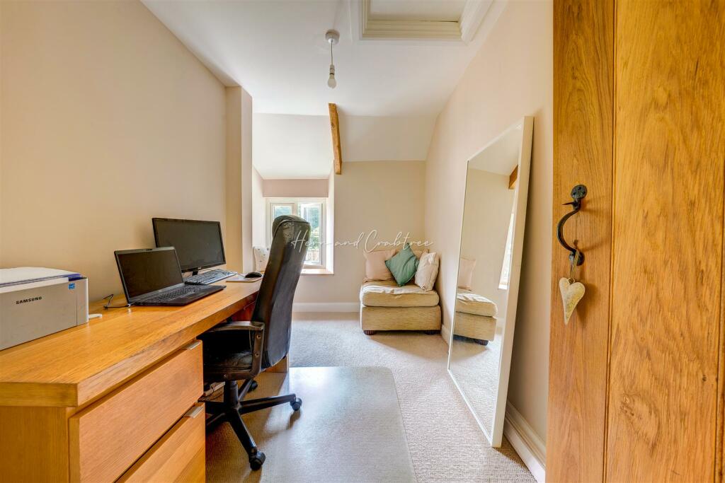 Rhiwbina Hill, Cardiff, HernCrabtree (36).jpg