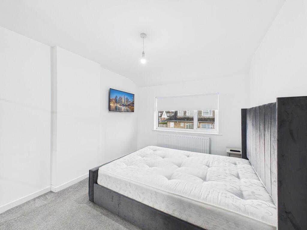 CAM01835G0-PR0298...