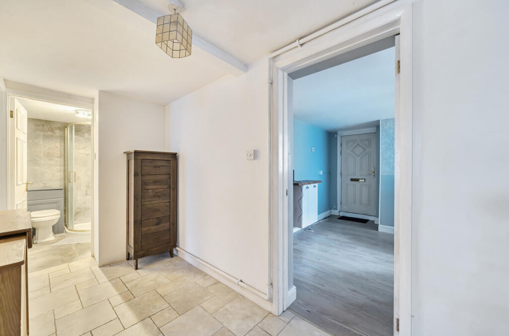 1386999-8-6931a72...