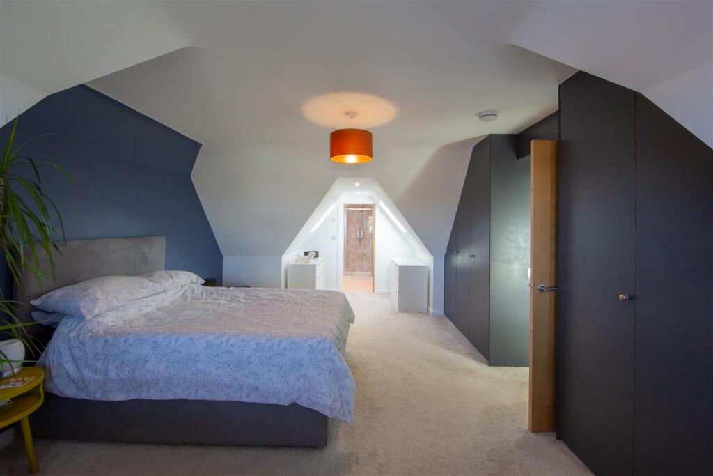 BED 01A.jpg
