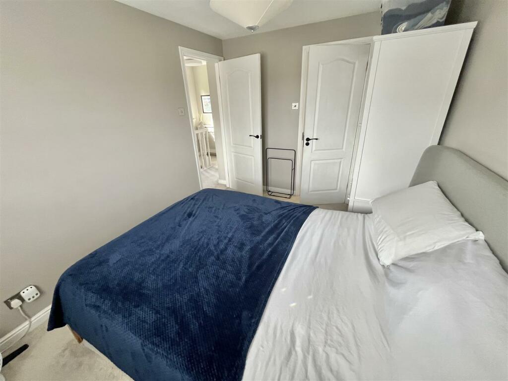 Bedroom 1 Aspect 2
