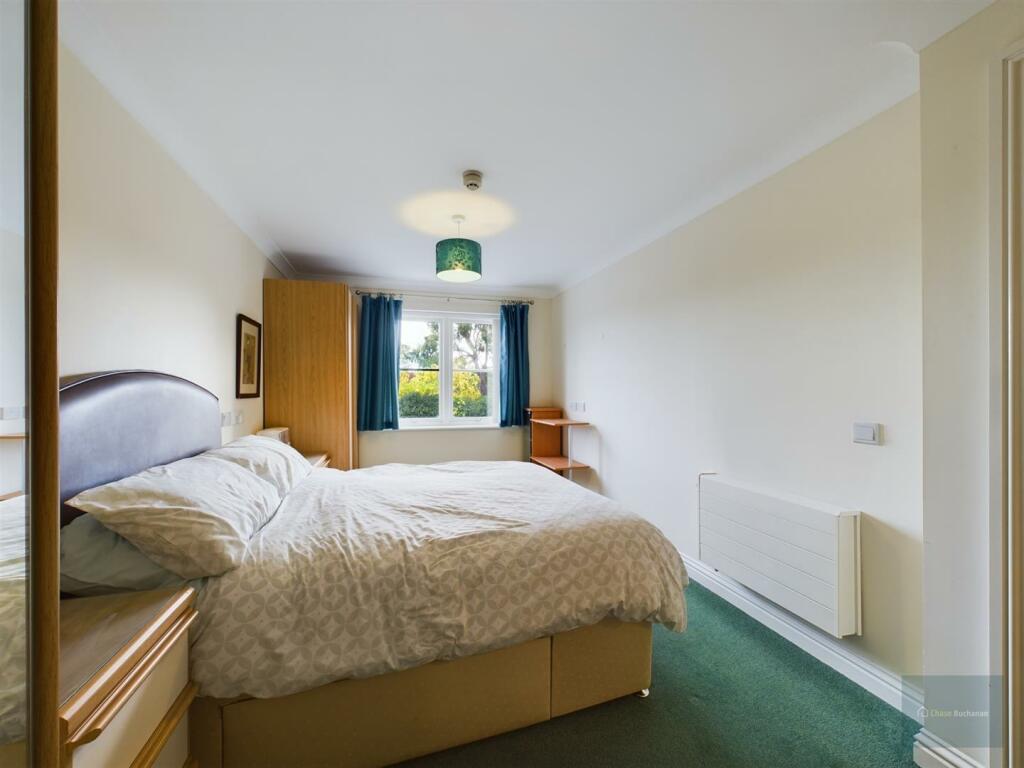 CAM02540G0-PR0076-ST