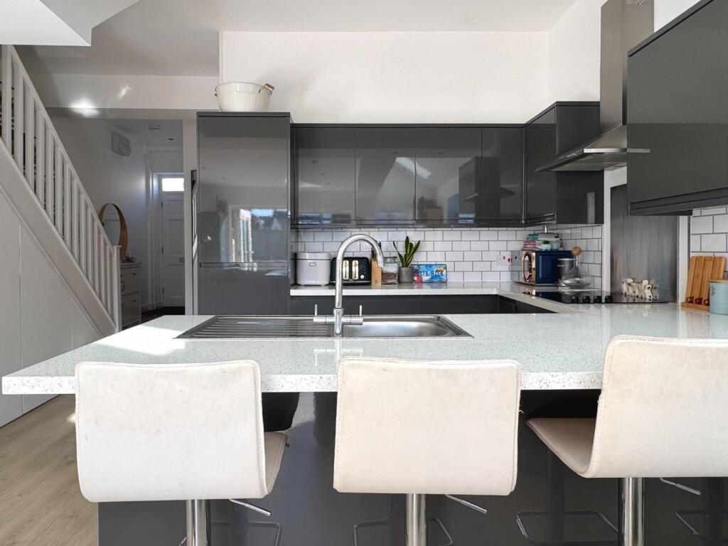 Open Plan Lounge/Dining/Kitchen