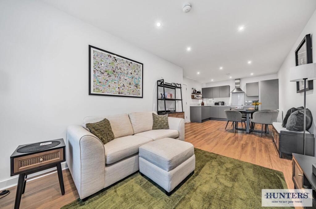 Lounge/Diner/Kitchen