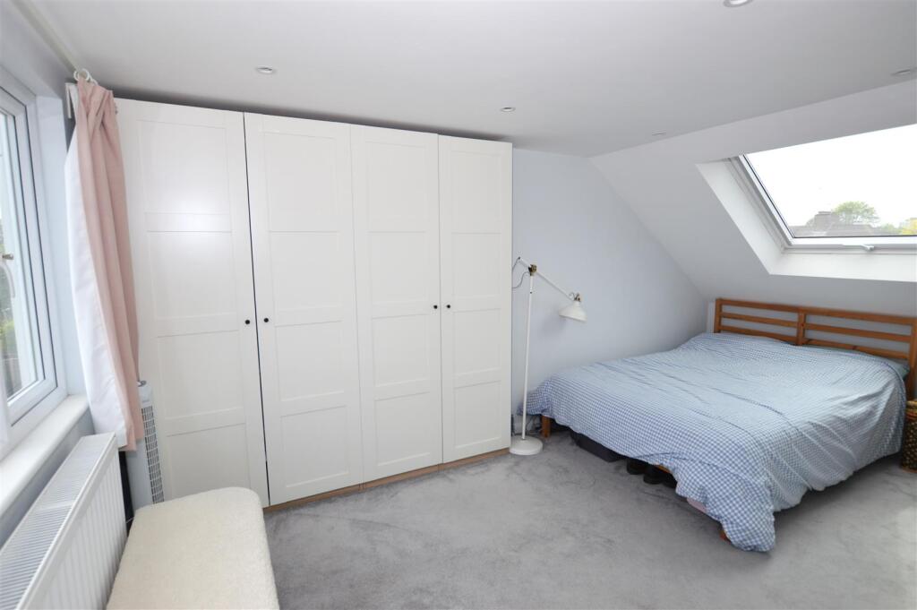 81 Wills Crescent top bedroom.JPG