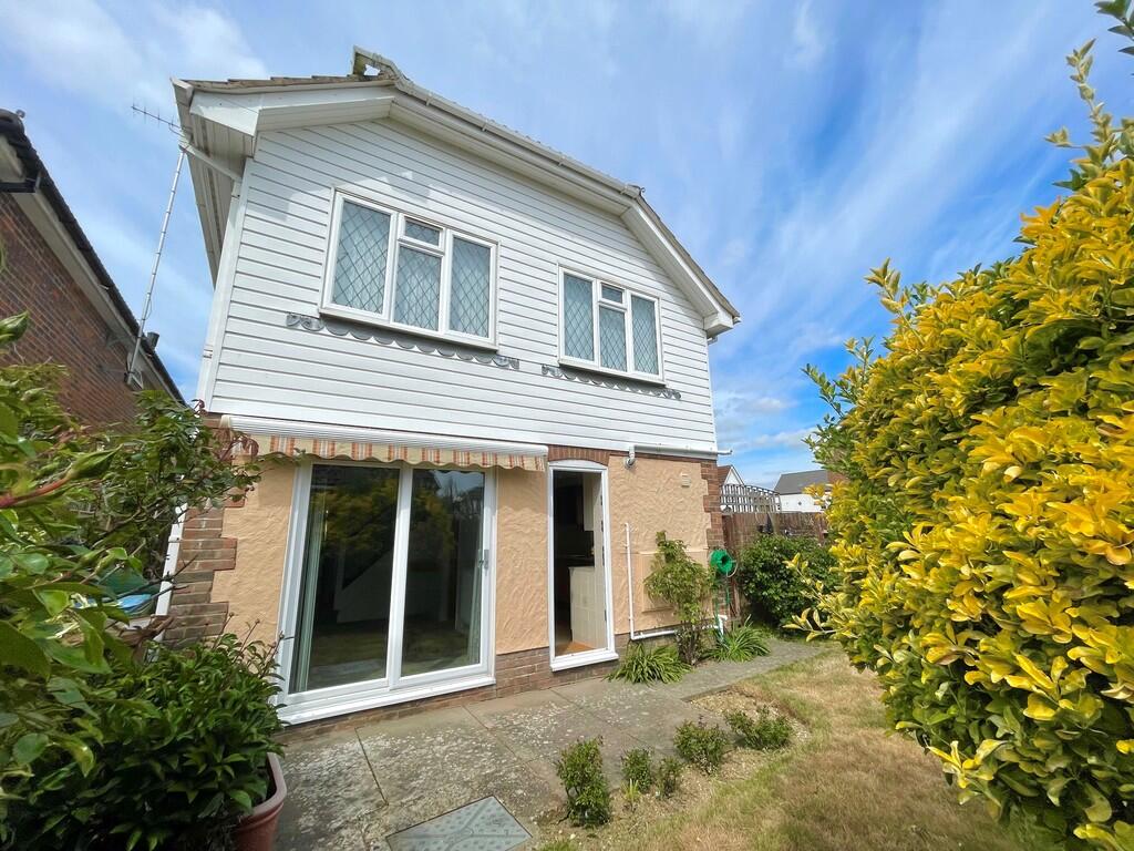 12 Acorn Close Re...