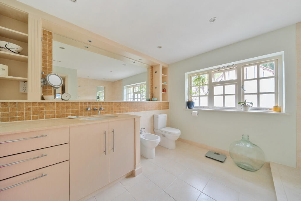 1334210-49-688cd1...