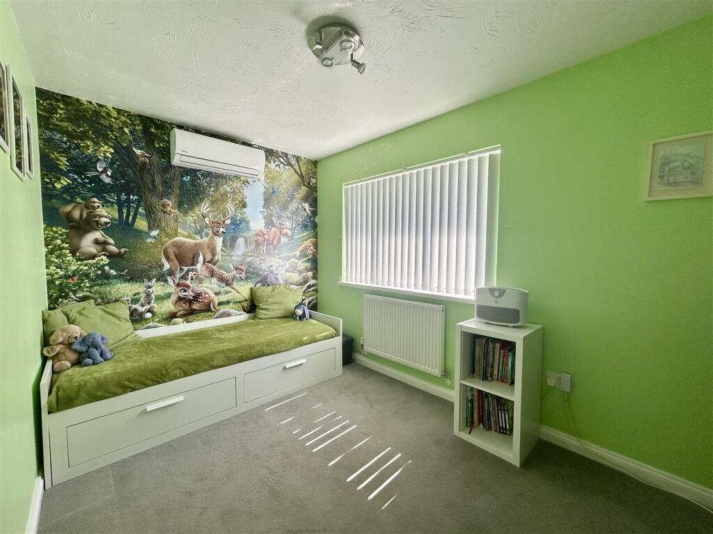 Bedroom 2.jpeg
