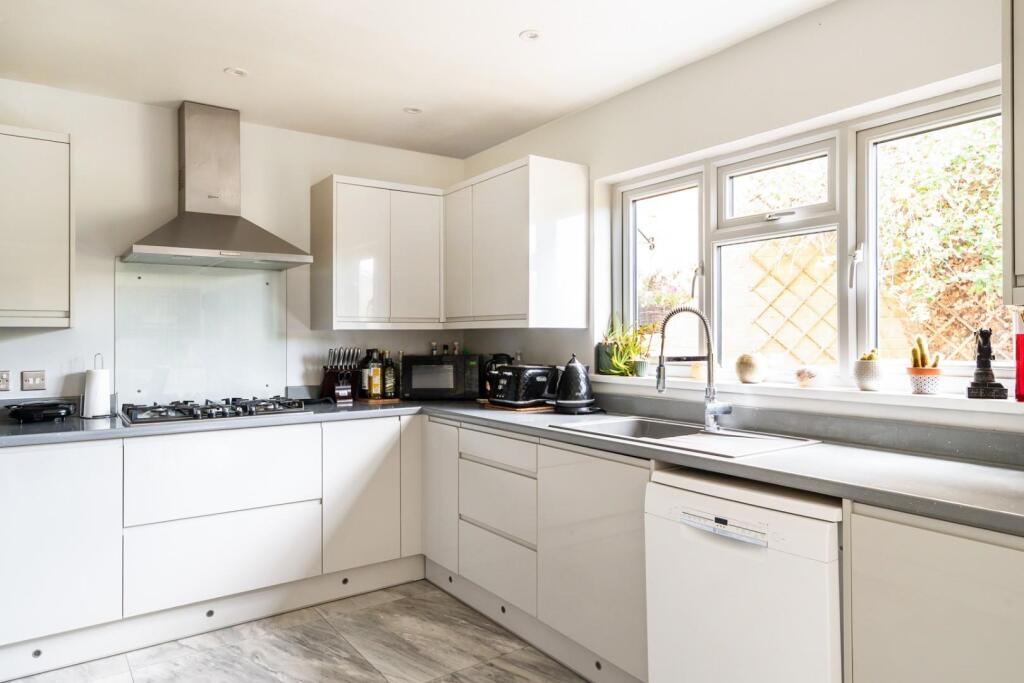 FERRIERS WAY (9).jpg