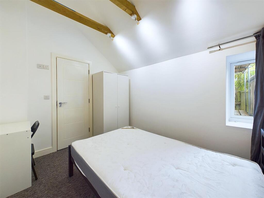 8 - Six-Bedroom HMO for Auction, Westbury-on-Trym.