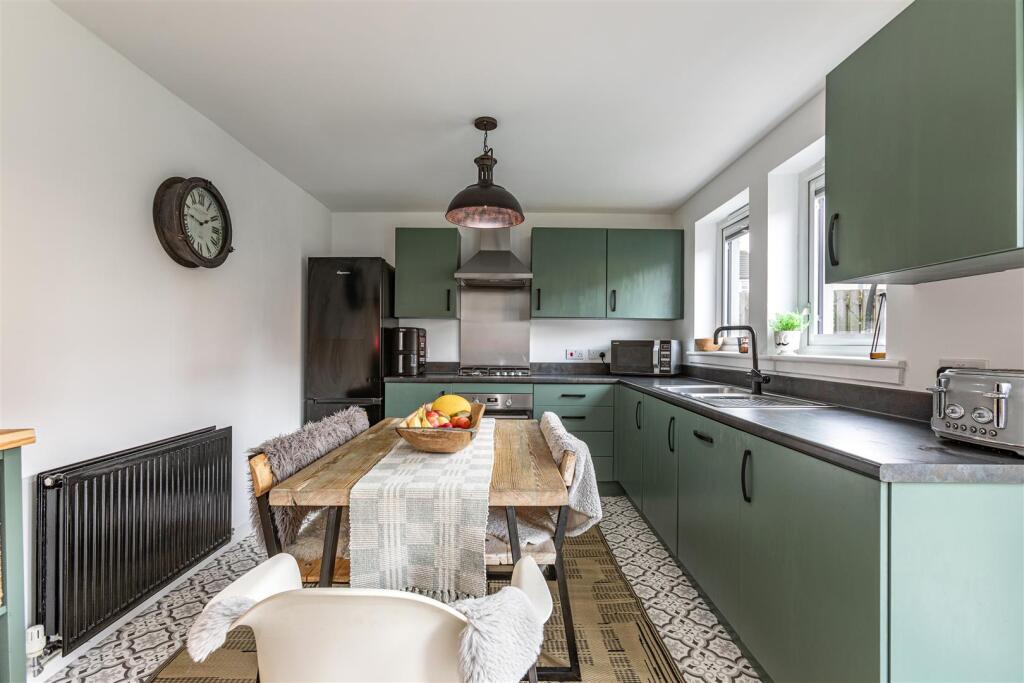 13 Kingfisher Grove Galashiels 28.JPG