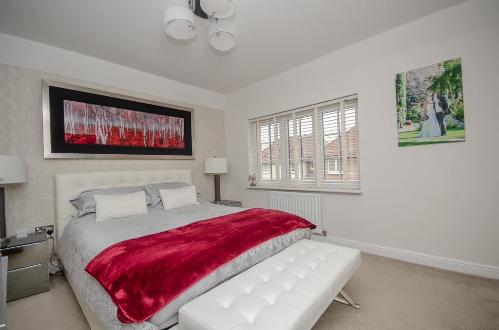 Master bedroom.jpg