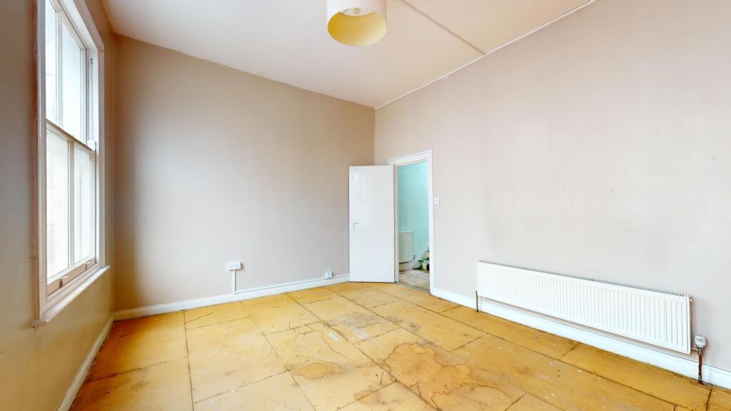 Flat B, 121 Milton Grove, Stoke Newington, London, N16 8QX