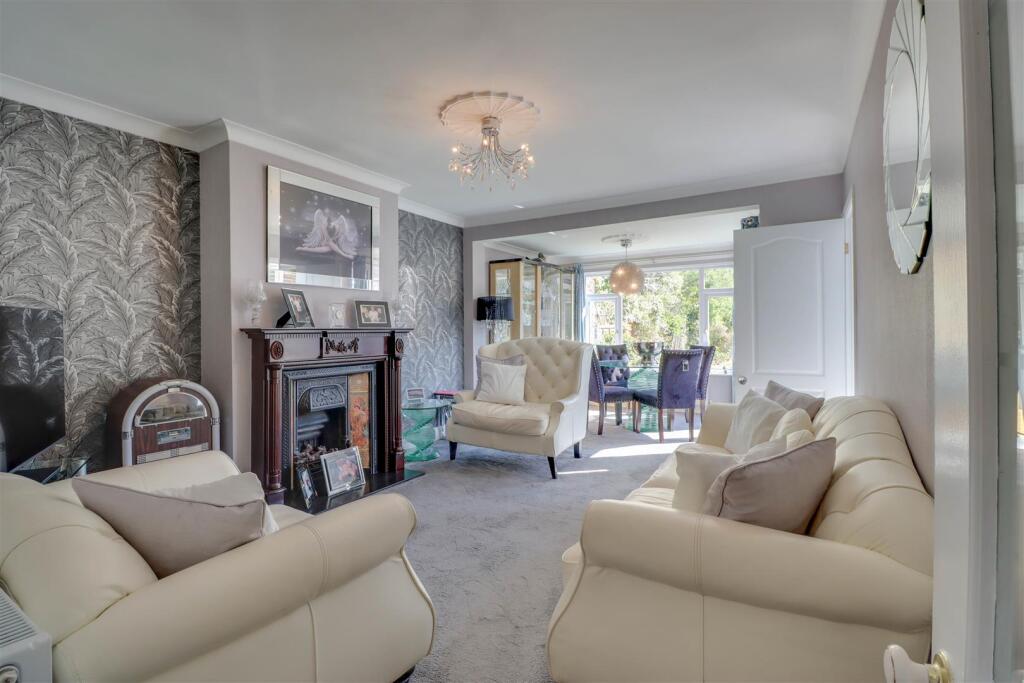 9a SOUTH BEECH AVENUE INSIDE-11.jpg