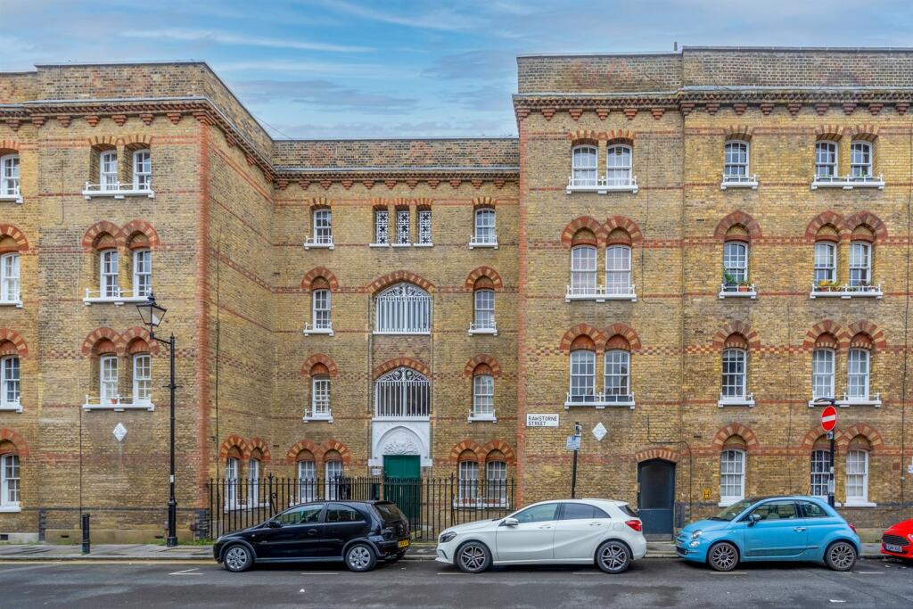 20 To Let 2 Bedroom Flat garden N1 EC1 www.steele.