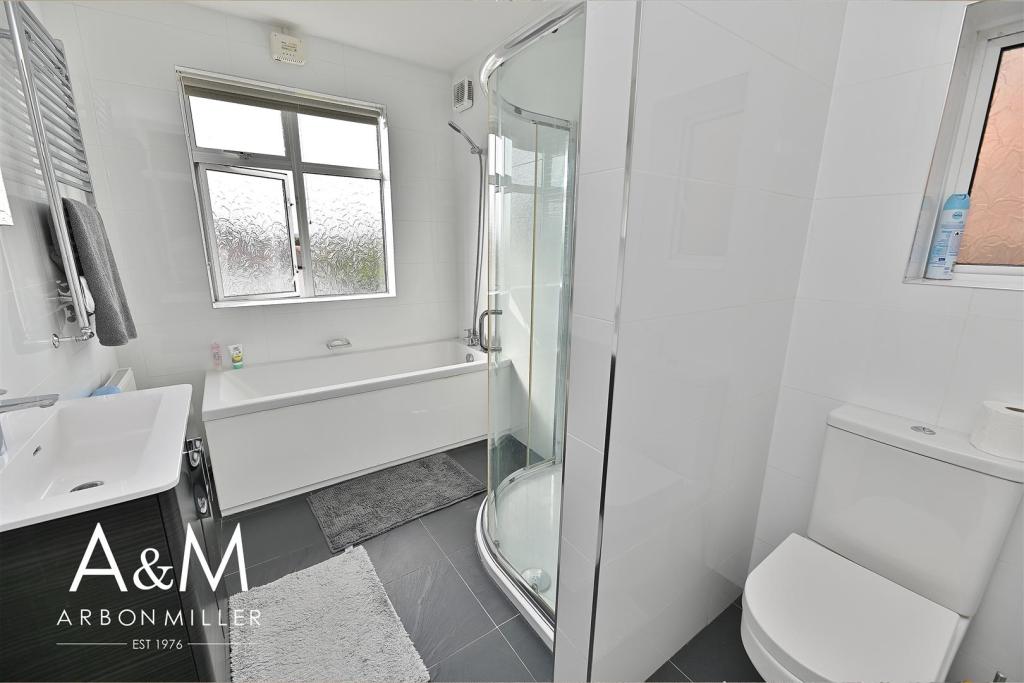 Bathroom /wc