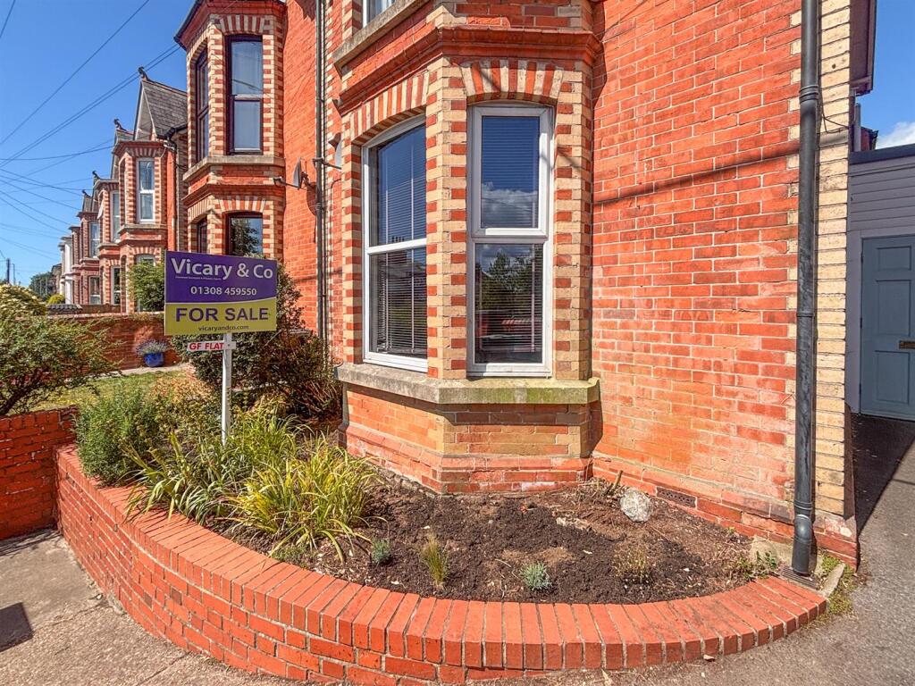 Outside Front (2).JPG