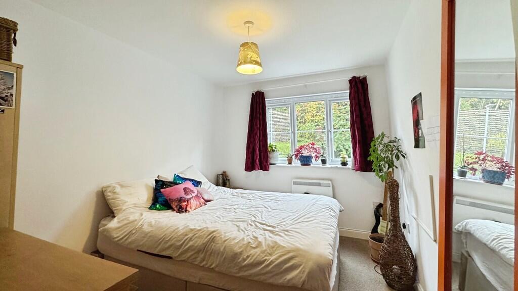 5a5961a8--4023-8E...