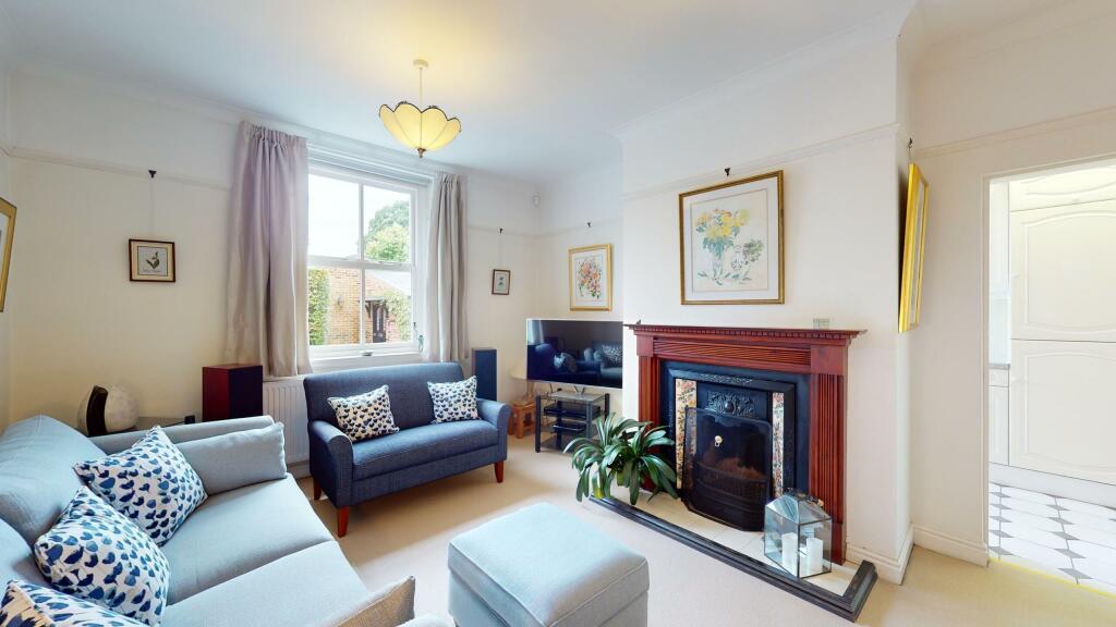 Manor-House-Cottage-08122024_150500