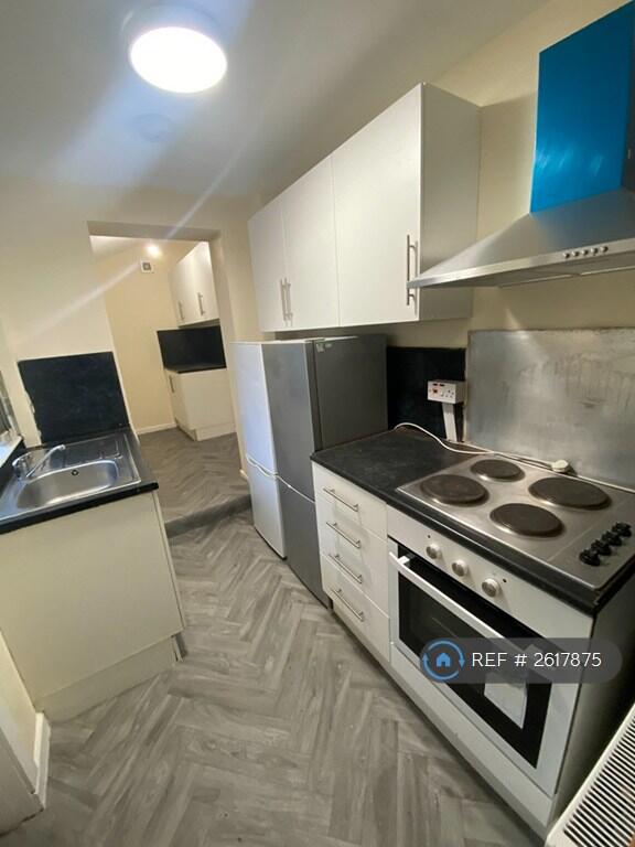 Large Kitchen