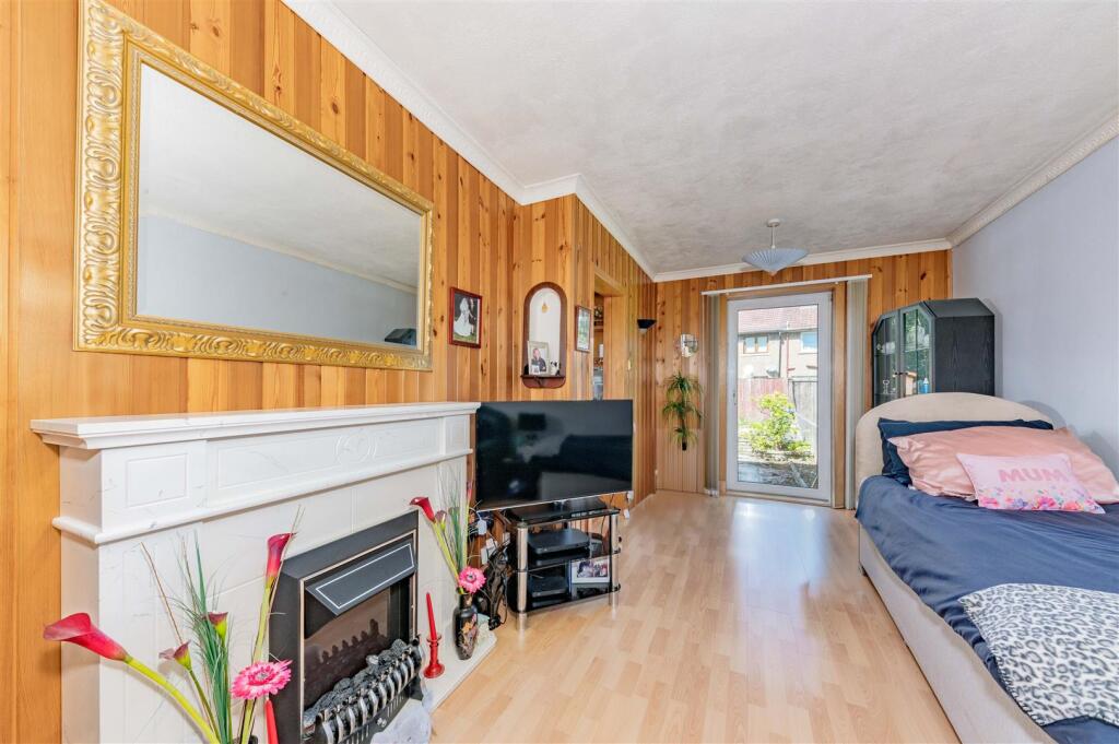 228 Balunie Drive Dundee-6.JPG