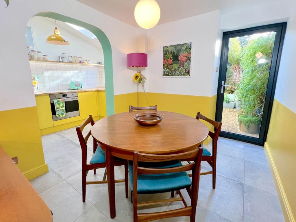 Dining room 2