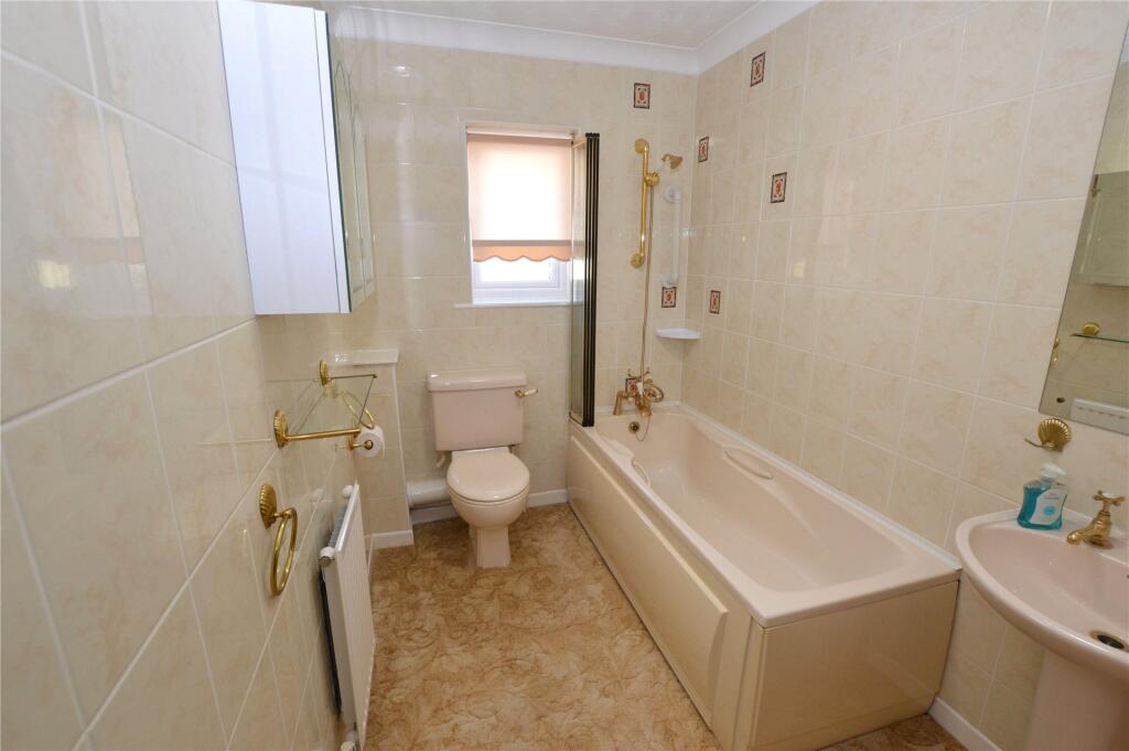 Main Bathroom