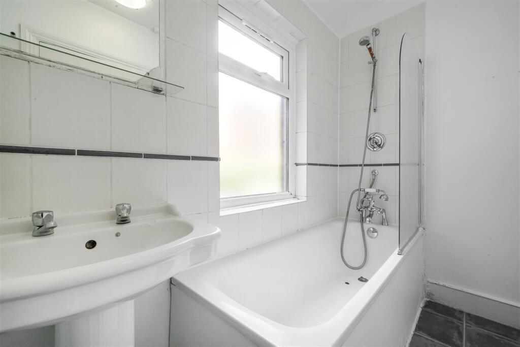 Yeldham Road - Mhoq1M99xm3Lr1iwy6Ja.jpg