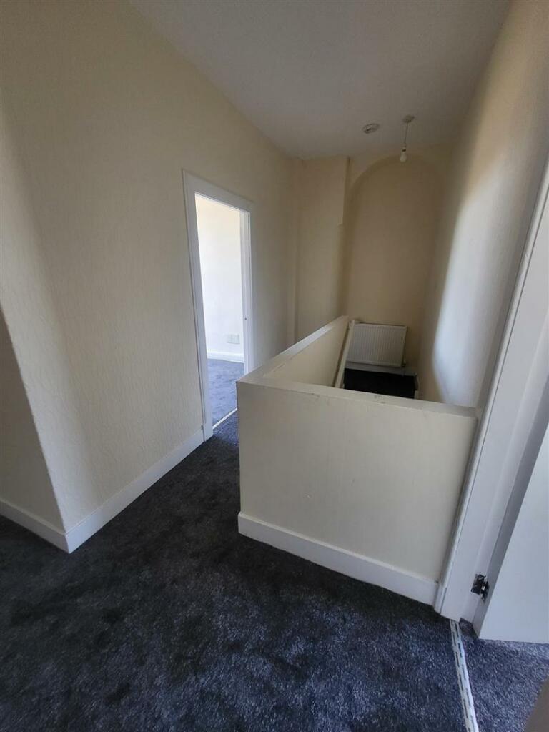 223 Glasgow Street Hallway.jpg