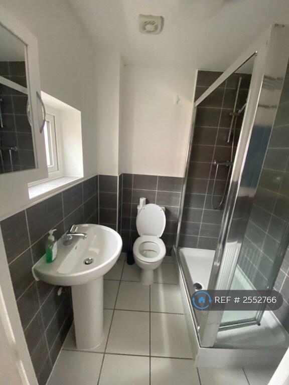 Master Bedroom Ensuite