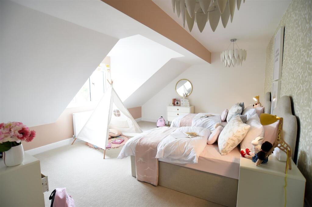 The Oak Show Home Bedroom 3.jpg