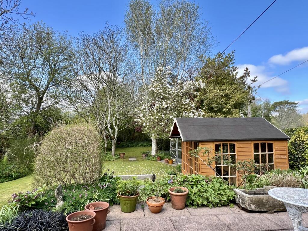 Kirkmulloch, 1 Wayside, Dalry - Williamson and Hen