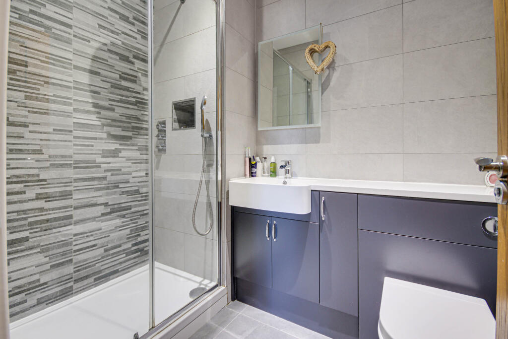 Ensuite Shower Room