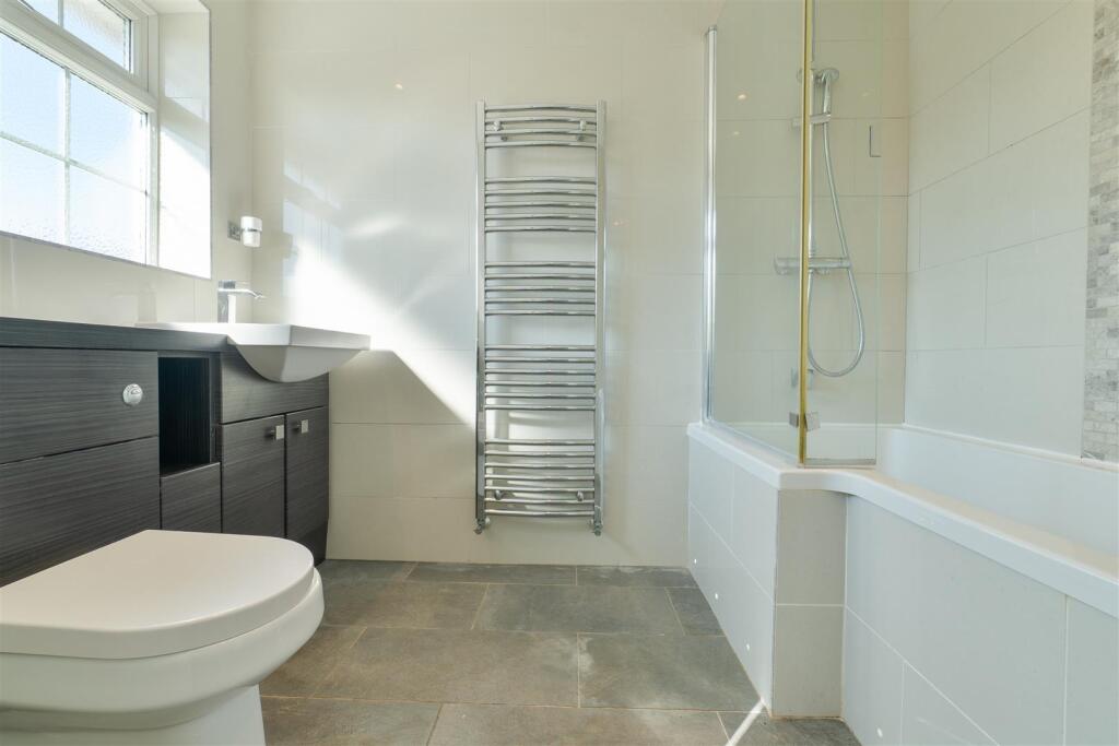 Elm Walk Greenacres24.jpg