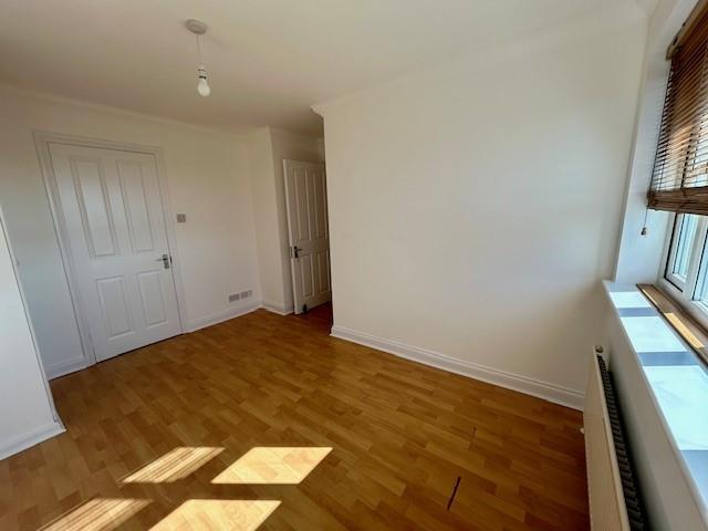 18 St Michael Place bedroom.jpg
