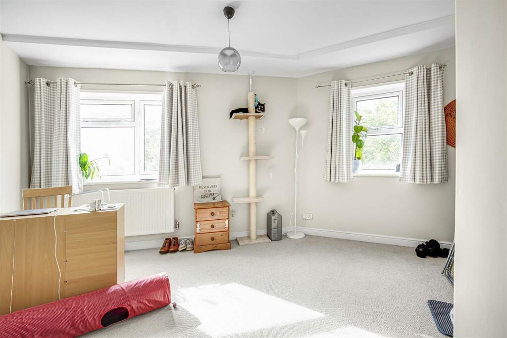 J _Court_SW14_7RD-7.jpg