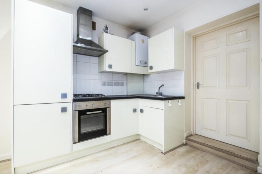 Screenshot 2025-0...