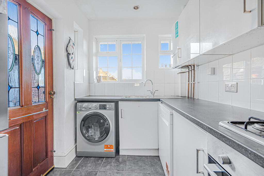 Windmill Court (1...